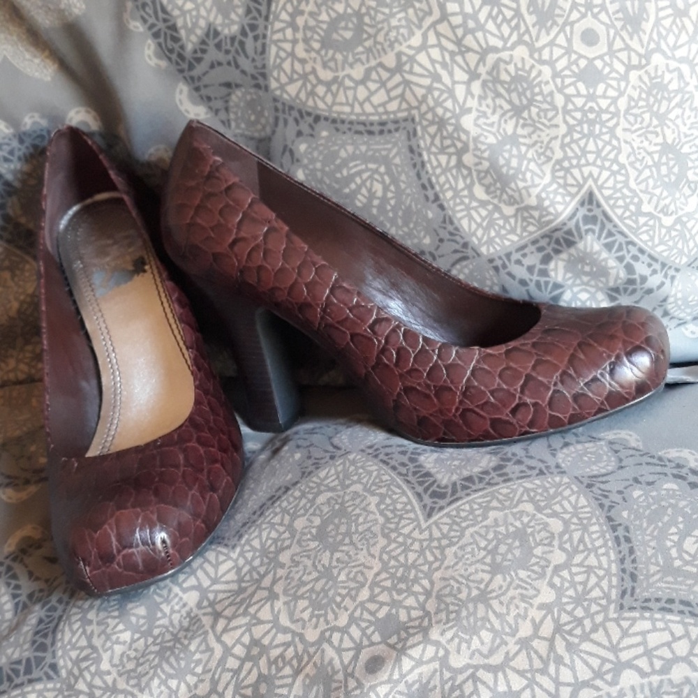 Gianni Bini Snakeskin Pumps